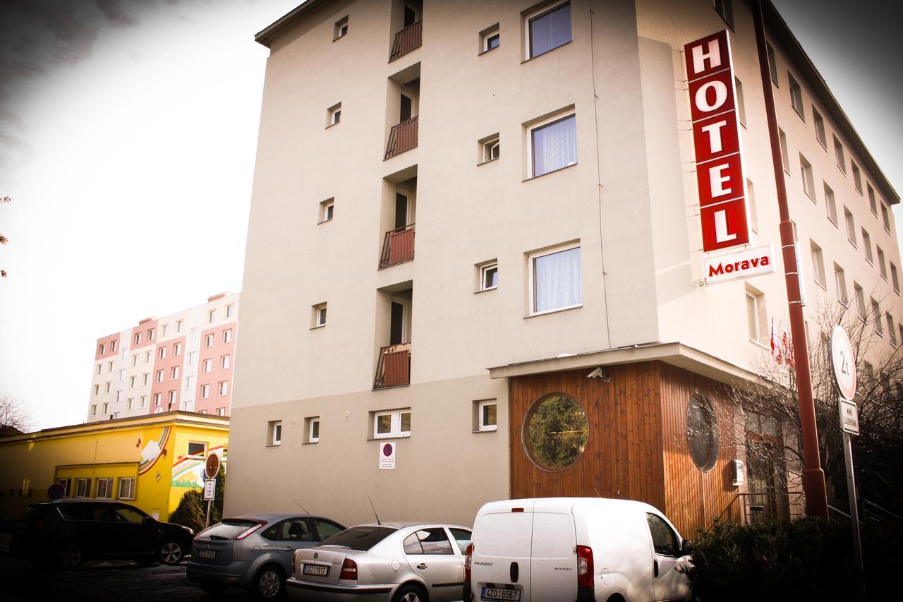 Hotel Morava 우헤르스케 흐라디슈테 외부 사진
